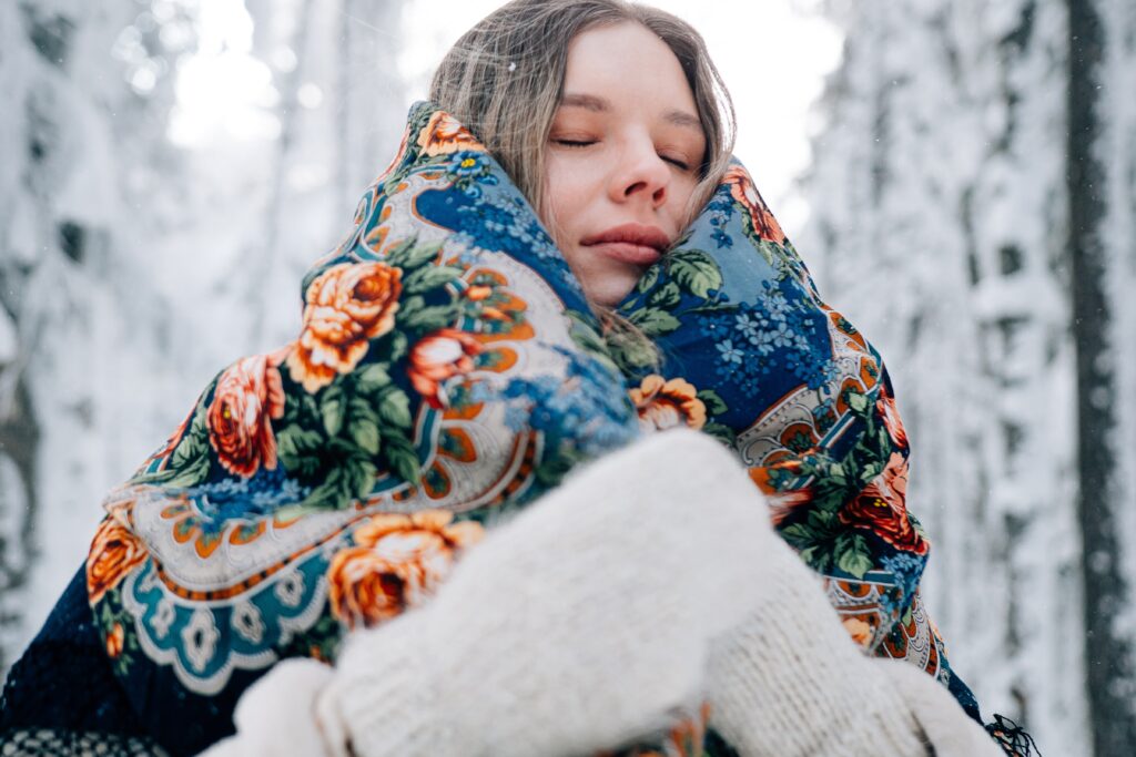beautiful-girl-in-winter forest